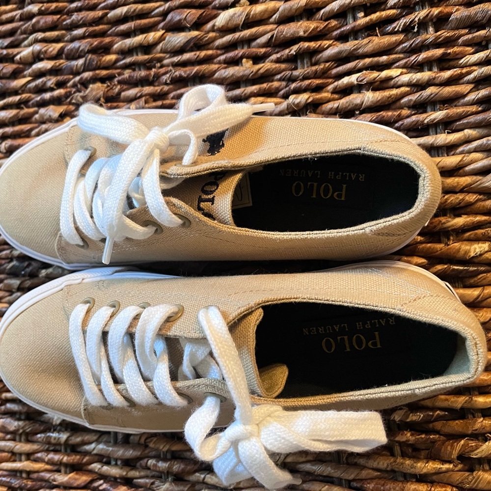 Boys Polo Ralph Lauren Sneaker size 1.5 EUC